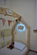 Carica l'immagine nel visualizzatore di Gallery, Lampada LED a forma di nuvoletta