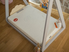 Carica l'immagine nel visualizzatore di Gallery, Materasso Memory Foam Baby
