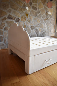 Supporto per lettino montessoriano