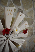 Carica l&#39;immagine nel visualizzatore di Gallery, Orologio da parete
