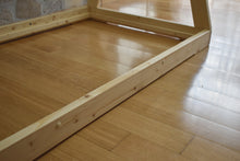 Carica l&#39;immagine nel visualizzatore di Gallery, Spondina rimovibile per letto montessoriano
